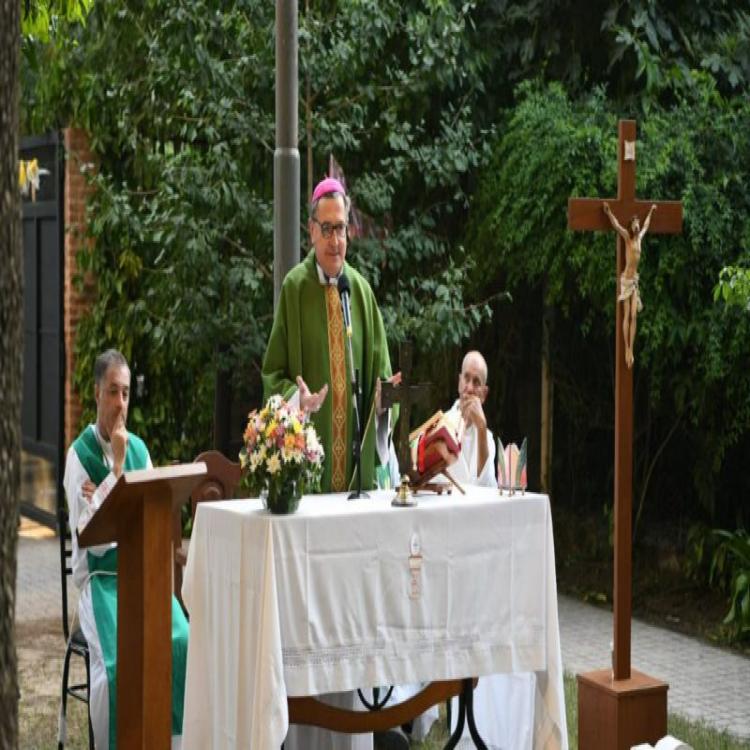 Mons. Martín a los jóvenes: "Son signo luminoso en este tiempo" Mons. Martín a los jóvenes: "Son signo luminoso en este tiempo"