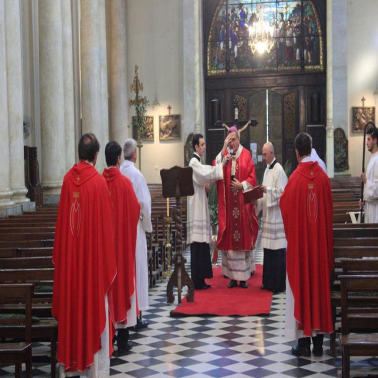 Mons. Martín llamó a aclamar a Cristo como Rey de nuestras vidas Mons. Martín llamó a aclamar a Cristo como Rey de nuestras vidas