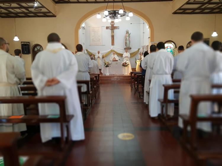 Los obispos de Misiones celebraron junto al clero al Santo Cura de Ars Los obispos de Misiones celebraron junto al clero al Santo Cura de Ars