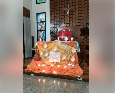Mons. Ñáñez animó a "abrir el corazón y dejar que el Espíritu lo llene" Mons. Ñáñez animó a "abrir el corazón y dejar que el Espíritu lo llene"