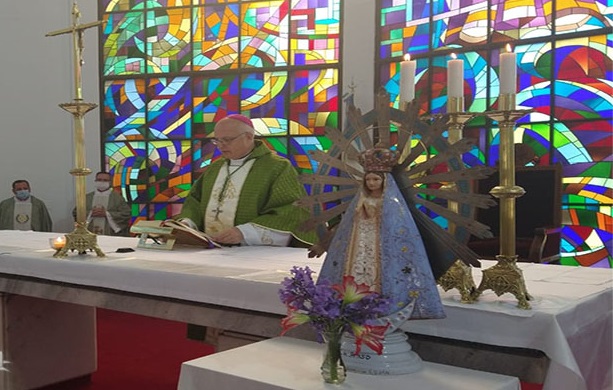 Mons. Olivera rezó por los héroes del submarino ARA San Juan Mons. Olivera rezó por los héroes del submarino ARA San Juan