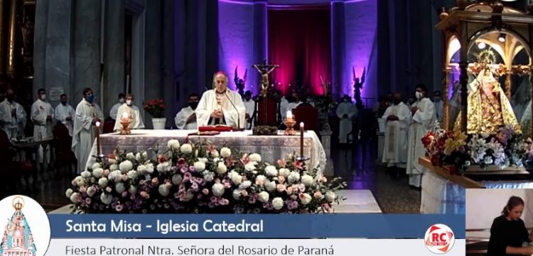 Mons. Puiggari: "Madre del Rosario, acércate aun más a nosotros" Mons. Puiggari: "Madre del Rosario, acércate aun más a nosotros"