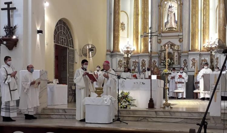 Mons. Stanovnik instó a ser sacerdotes a "lomo de pandemia"