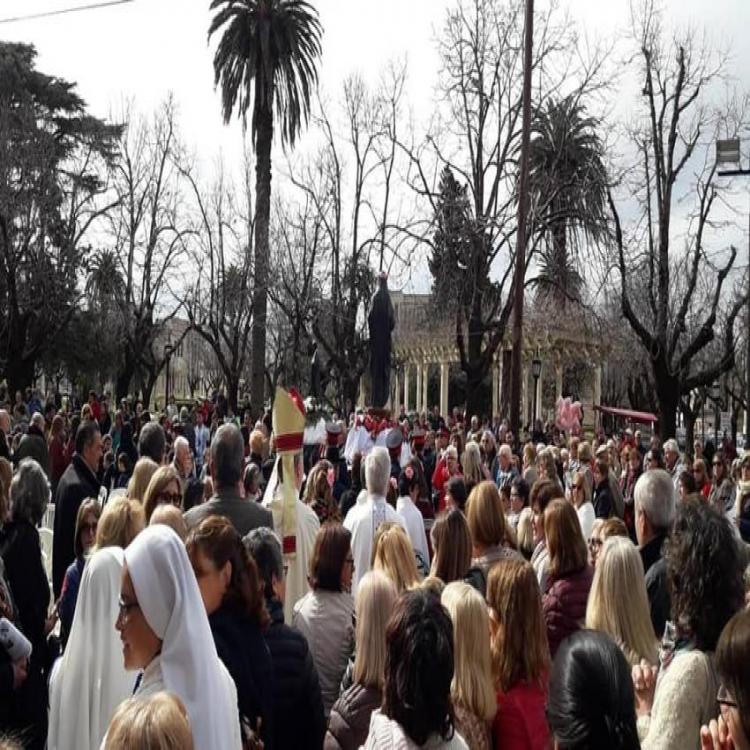 Mons. Torrado Mosconi presidió celebraciones en honor de Santa Rosa