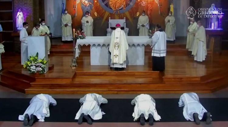 Mons. Torres Carbonell a los neopresbíteros: "Que sus vidas sean ofrenda" Mons. Torres Carbonell a los neopresbíteros: "Que sus vidas sean ofrenda"