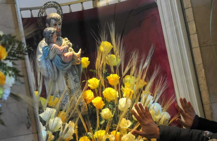 Novena preparatoria para las fiestas patronales de San Cayetano