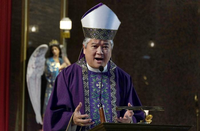 Obispo filipino pide que se abstengan de los "aplausos durante la misa"