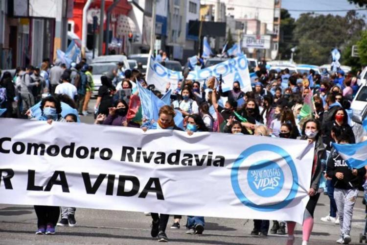 Obispos de Chubut piden a senadores representar la postura a favor de las dos vidas Obispos de Chubut piden a senadores representar la postura a favor de las dos vidas