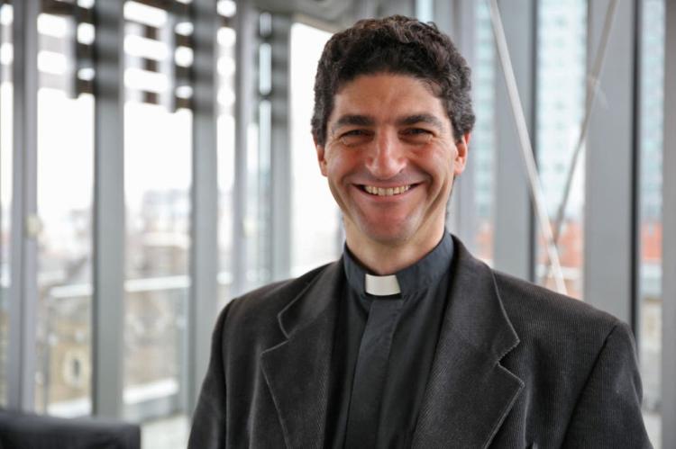 Padre Augusto Zampini: Estamos trabajando para preparar un futuro distinto Padre Augusto Zampini: Estamos trabajando para preparar un futuro distinto