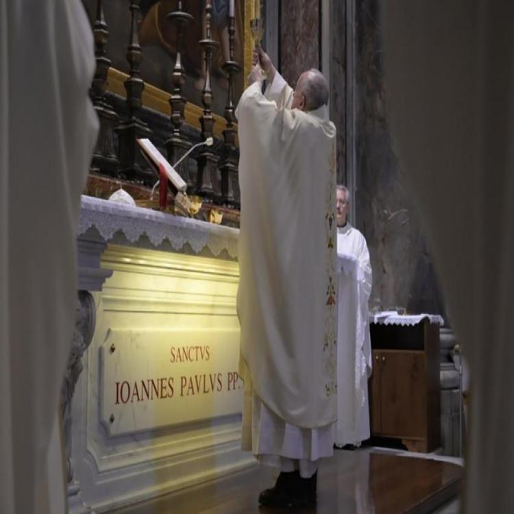 Papa: Juan Pablo II, hombre de oración, de cercanía, de justicia Papa: Juan Pablo II, hombre de oración, de cercanía, de justicia