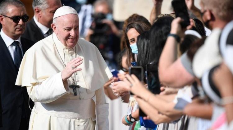 Papa: Nos convertimos en depredadores olvidando nuestra vocación de guardianes de la tierra Papa: Nos convertimos en depredadores olvidando nuestra vocación de guardianes de la tierra