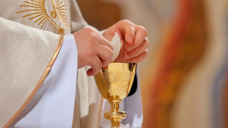 Recomendaciones de Mons. Scheinig para la administración de sacramentos en pandemia Recomendaciones de Mons. Scheinig para la administración de sacramentos en pandemia
