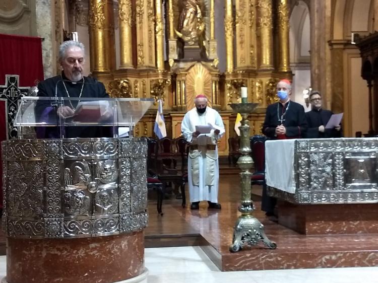 Rezo por la paz y los caídos en Artsaj Rezo por la paz y los caídos en Artsaj