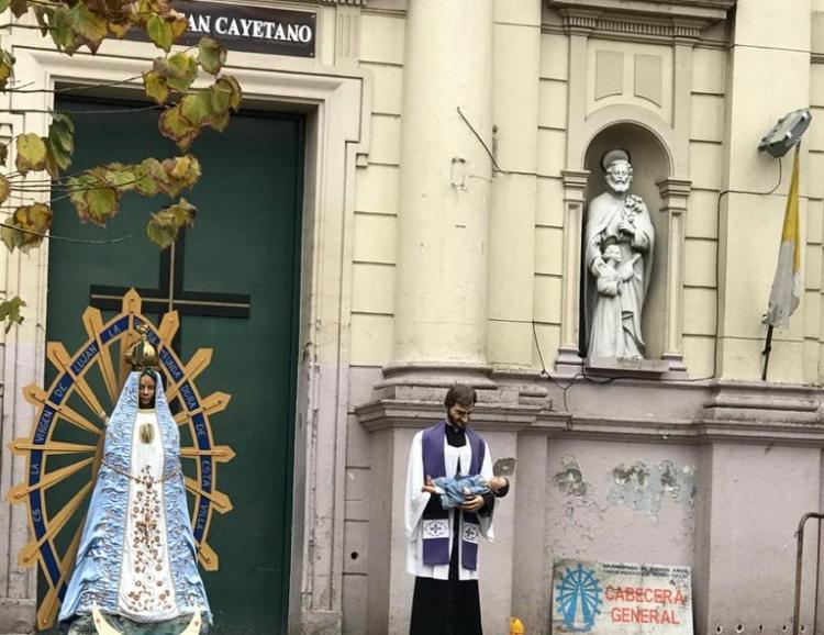 San Cayetano: Sin peregrinos y con misas por medios digitales