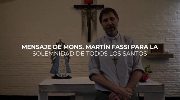 "Ser santo es hacer que la vida del otro sea de mi interés", aseguró Mons. Fassi
