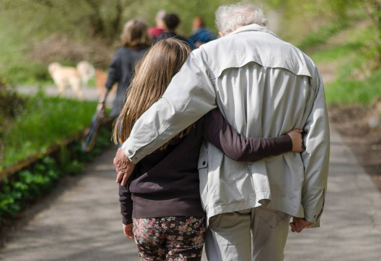 Tengan gestos de ternura con los ancianos, pidió el Papa en el día de los abuelos Tengan gestos de ternura con los ancianos, pidió el Papa en el día de los abuelos