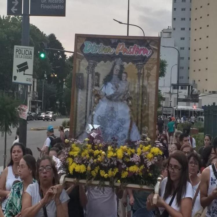Venezolanos celebraron en Buenos Aires a la Divina Pastora
