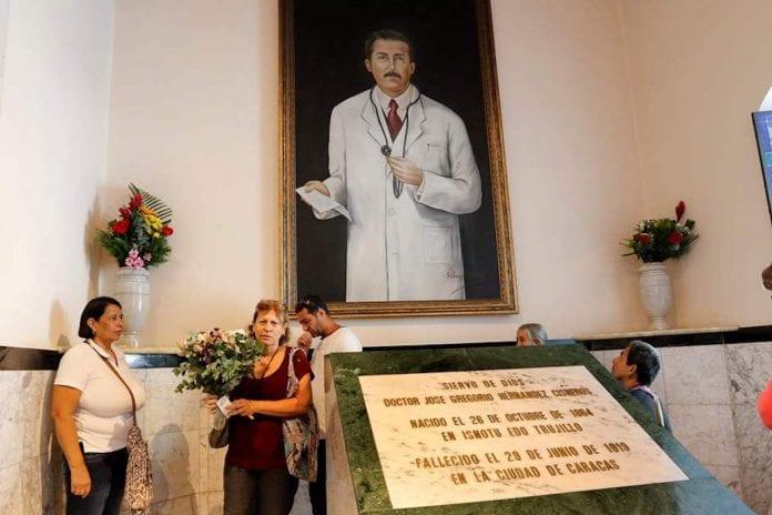 Venezuela: José Gregorio Hernández, cada vez más cerca de la beatificación