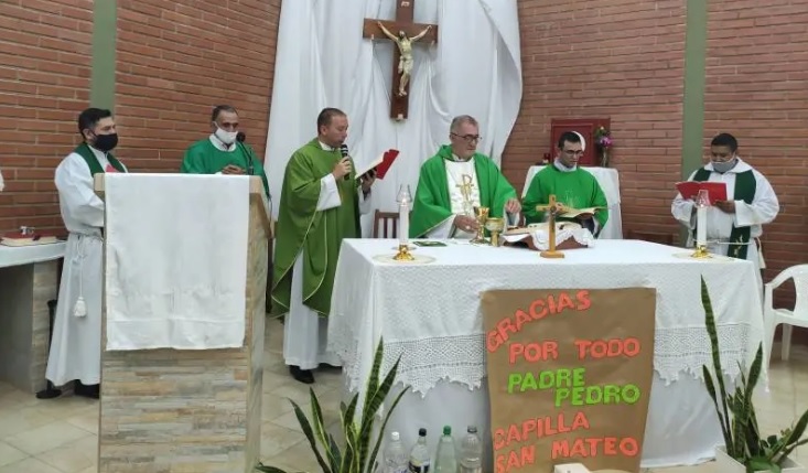 Asumió en Posadas el nuevo párroco de San Roque González de Santa Cruz