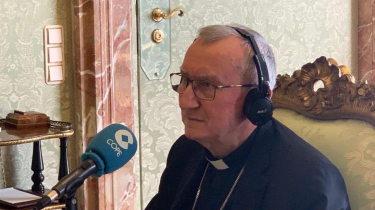Card. Parolin: El Papa cuida mucho la relación y cercanía con la gente Card. Parolin: El Papa cuida mucho la relación y cercanía con la gente