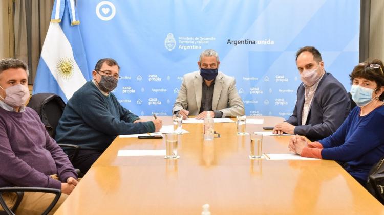 Cáritas Argentina firma un nuevo convenio para la autoconstrucción de viviendas Cáritas Argentina firma un nuevo convenio para la autoconstrucción de viviendas