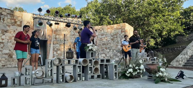 Con distintas actividades, la comunidad de San Luis se prepara para la Navidad Con distintas actividades, la comunidad de San Luis se prepara para la Navidad