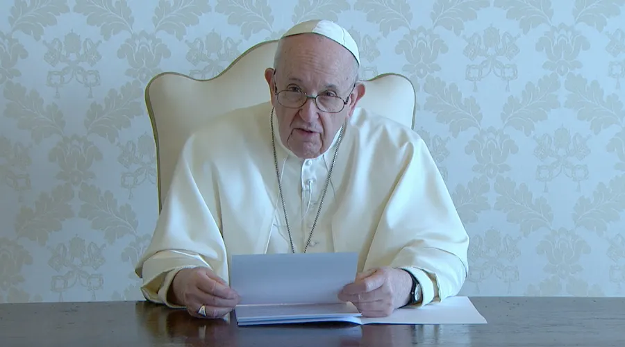 Sensibilizar sobre las grandes cuestiones de nuestro tiempo, pidió el Papa a la Universidad Sensibilizar sobre las grandes cuestiones de nuestro tiempo, pidió el Papa a la Universidad