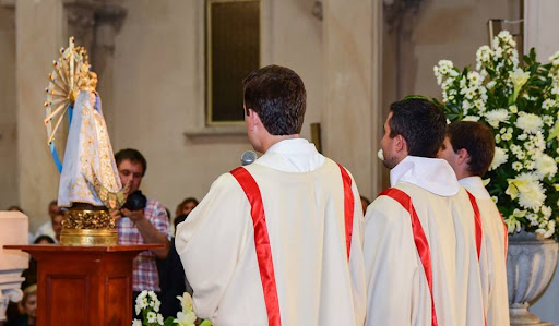 El Card. Poli ordenará cuatro sacerdotes para Buenos Aires El Card. Poli ordenará cuatro sacerdotes para Buenos Aires