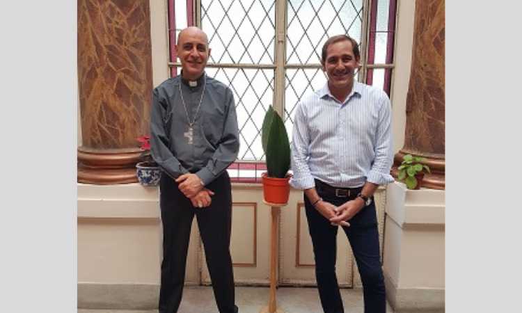 El intendente platense visitó a Mons. Víctor Fernández El intendente platense visitó a Mons. Víctor Fernández