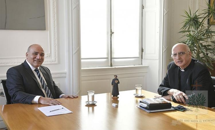 El jefe de Gabinete recibió al obispo castrense en la Casa Rosada El jefe de Gabinete recibió al obispo castrense en la Casa Rosada