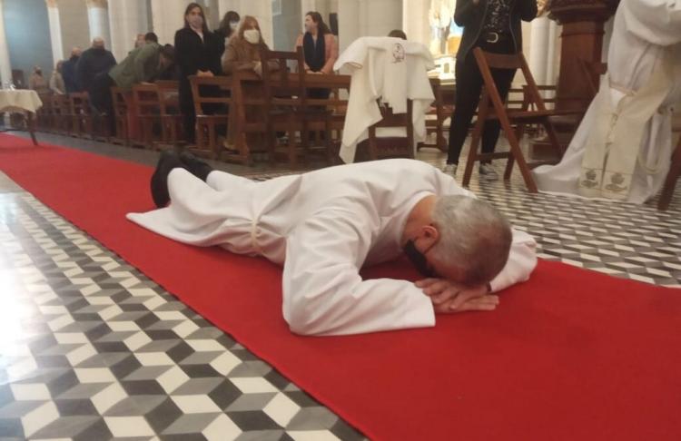 El obispo marplatense ordenó un nuevo diácono permanente para la diócesis El obispo marplatense ordenó un nuevo diácono permanente para la diócesis