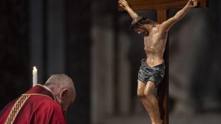 El Papa a los Pasionistas: la Cruz, fuente de salvación para el hombre de todos los tiempos