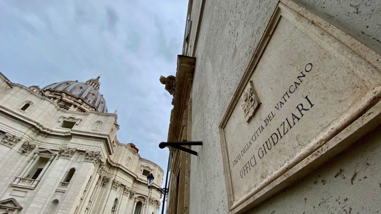 El Papa actualiza el Código Penal de la Santa Sede El Papa actualiza el Código Penal de la Santa Sede