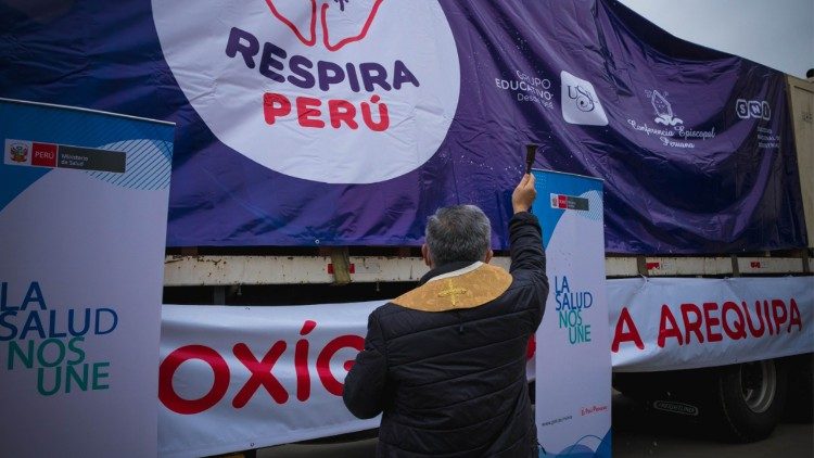 El Papa anima a colaborar con la campaña "Respira Perú"