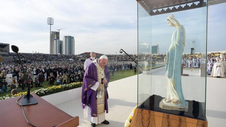 El Papa animó a los cristianos iraquíes a trabajar juntos por un futuro de fraternidad El Papa animó a los cristianos iraquíes a trabajar juntos por un futuro de fraternidad
