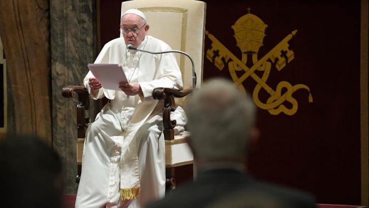 El Papa: El aborto y la eutanasia, convertidos en una mala costumbre de matar El Papa: El aborto y la eutanasia, convertidos en una mala costumbre de matar