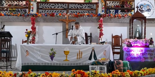 La comunidad de Añatuya celebró a la Virgen de Huachana La comunidad de Añatuya celebró a la Virgen de Huachana