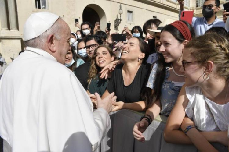 El Papa: la llamada de Dios siempre implica una misión El Papa: la llamada de Dios siempre implica una misión