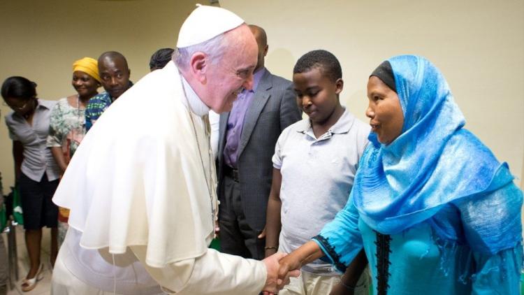 El Papa: Los refugiados son esperanza de un 'nosotros' cada vez mayor El Papa: Los refugiados son esperanza de un 'nosotros' cada vez mayor