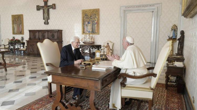 El presidente de Italia se despide del Papa al final de su mandato El presidente de Italia se despide del Papa al final de su mandato