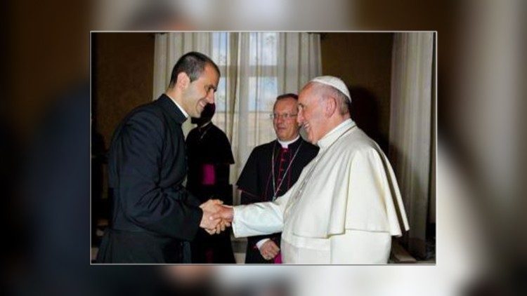El sacerdote italiano Fabio Salerno nuevo secretario del Papa 
