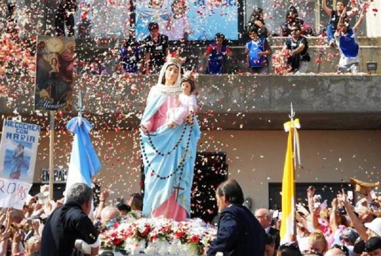 Mons. Santiago: "La peregrinación a San Nicolás es para encontrar consuelo en nuestra Madre" Mons. Santiago: "La peregrinación a San Nicolás es para encontrar consuelo en nuestra Madre"