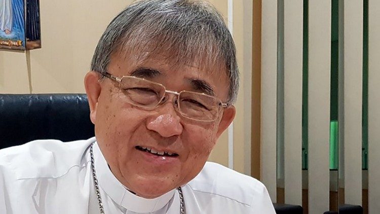 Falleció el cardenal Cornelius Sim a los 69 años Falleció el cardenal Cornelius Sim a los 69 años