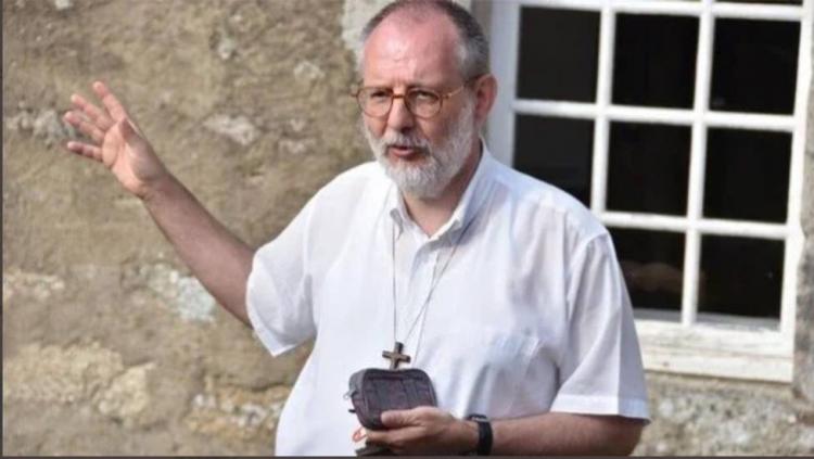 Francia conmocionada por el asesinato del padre Olivier Maire Francia conmocionada por el asesinato del padre Olivier Maire