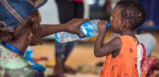 Francisco condena las mafias y clama por agua para todos Francisco condena las mafias y clama por agua para todos