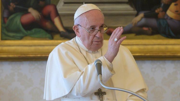 Francisco llamó a convertirnos de la mentalidad del mundo a la del amor Francisco llamó a convertirnos de la mentalidad del mundo a la del amor