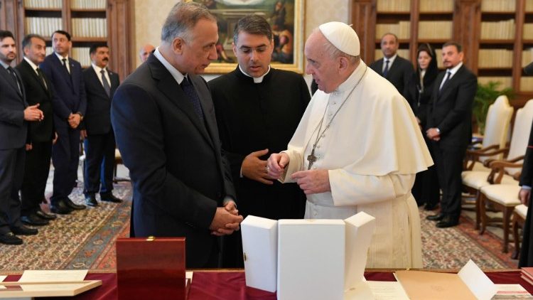 Francisco pidió al premier iraquí proteger la presencia de los cristianos Francisco pidió al premier iraquí proteger la presencia de los cristianos