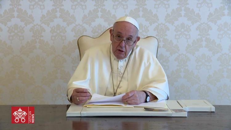 Francisco: Que la vida religiosa esté marcada por la paz y la alegría Francisco: Que la vida religiosa esté marcada por la paz y la alegría