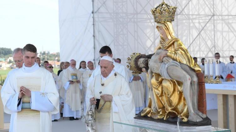 Eslovaquia: Francisco propone a la Virgen María "como modelo de una fe en camino" Eslovaquia: Francisco propone a la Virgen María "como modelo de una fe en camino"