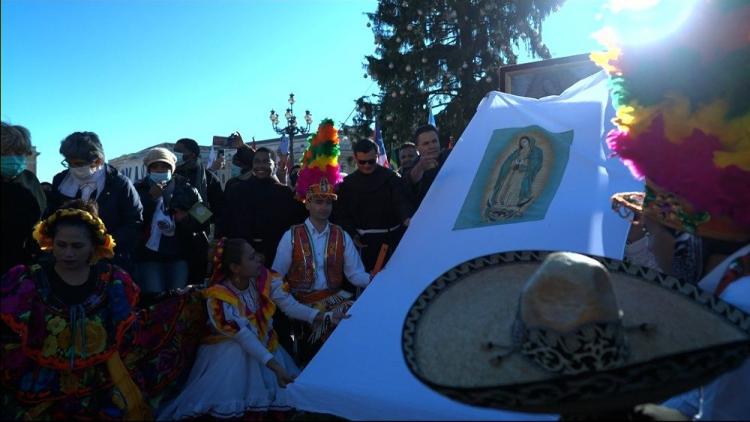 Francisco: "¡Viva la Virgen de Guadalupe!" Francisco: "¡Viva la Virgen de Guadalupe!"